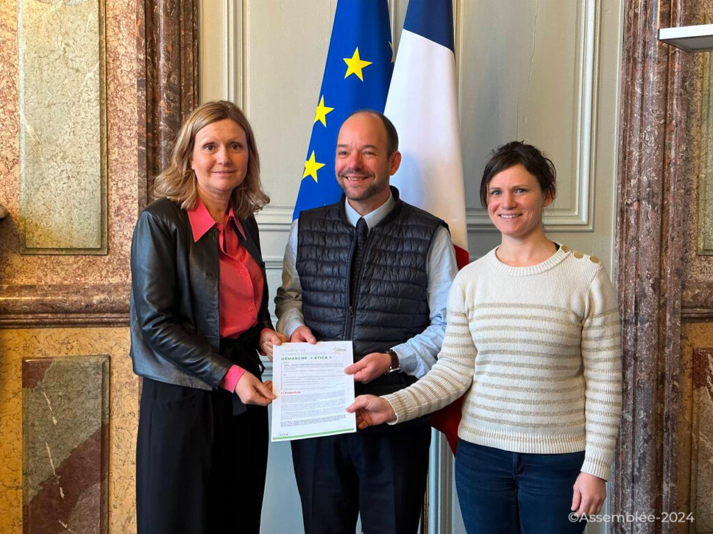 Signature Etica Assemblée nationale